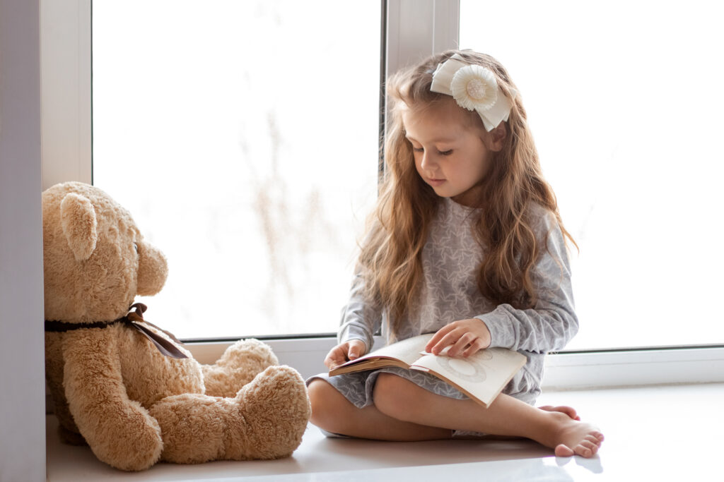 Storytelling exercises can spark a child's intellectual curiostiy.